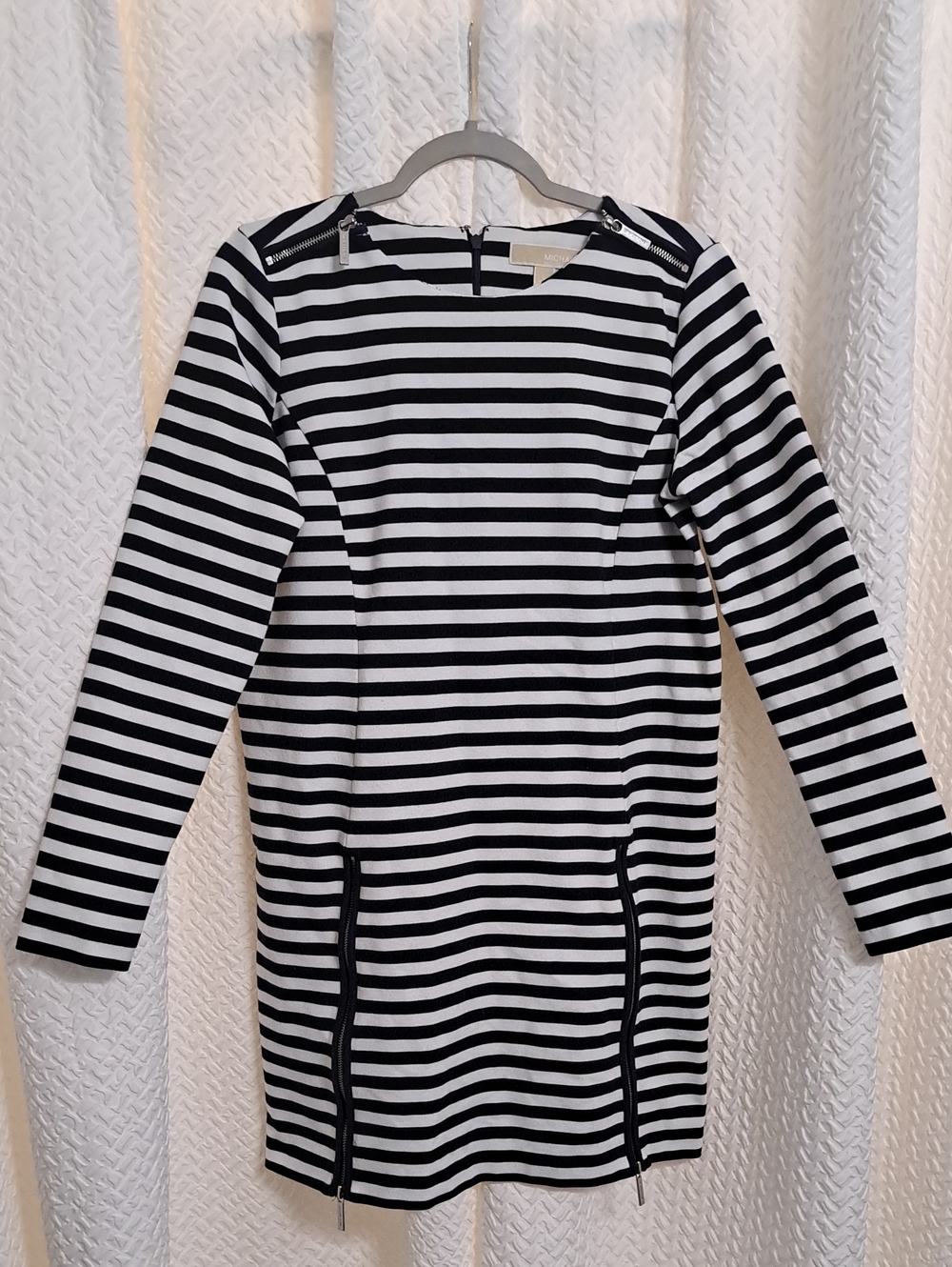 Michael Kors Black and White Striped Long Sleeve Shift Dress